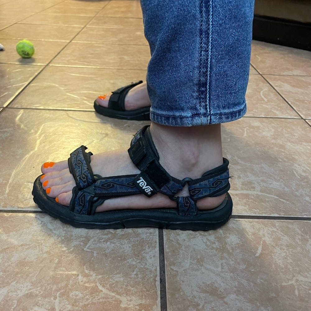 Size 6 Teva sandals with swirl pattern